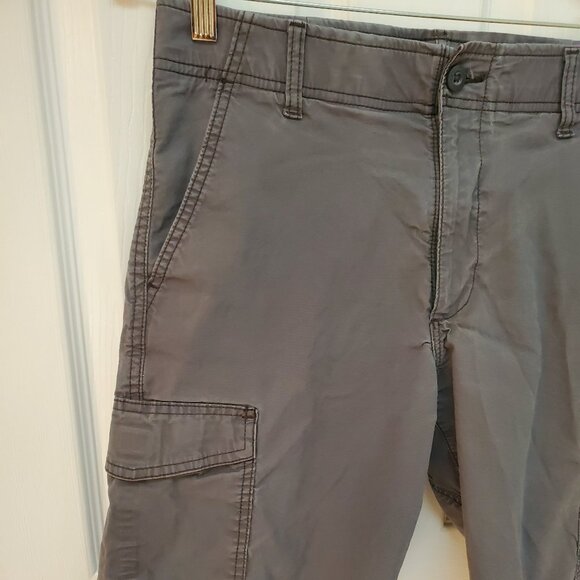 Lee Extreme Motion Dark Grey Men's cargo shorts Size 30 - Picture 3 of 9